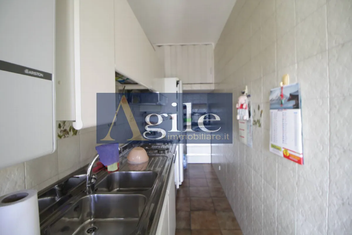 Appartamento in vendita a Martinsicuro, Zona Mare - foto 10