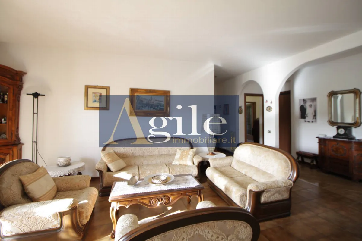 Appartamento in vendita a Martinsicuro, Zona Mare - foto 2