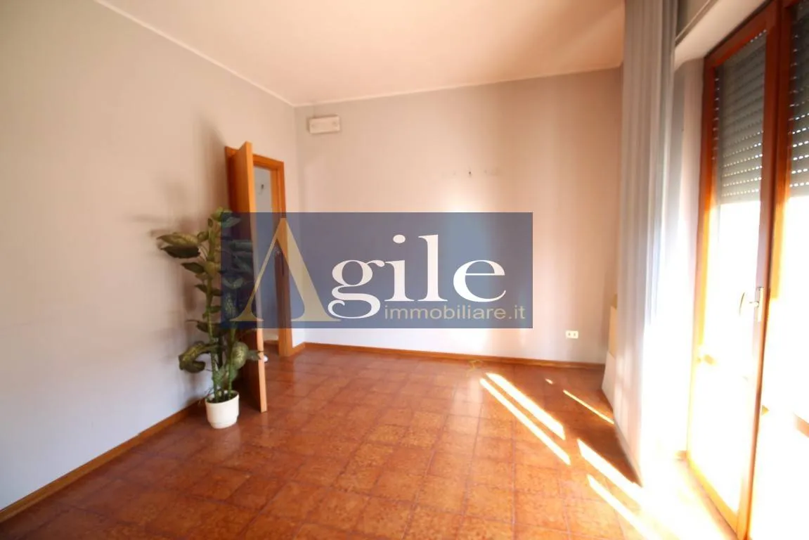 Appartamento in vendita a Sant'Omero, Garrufo - foto 3