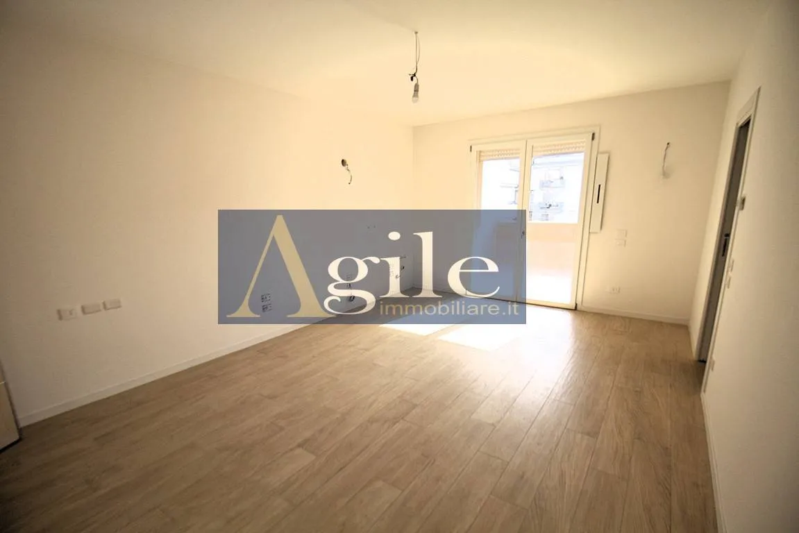 Appartamento in vendita a Grottammare, Centro - foto 4