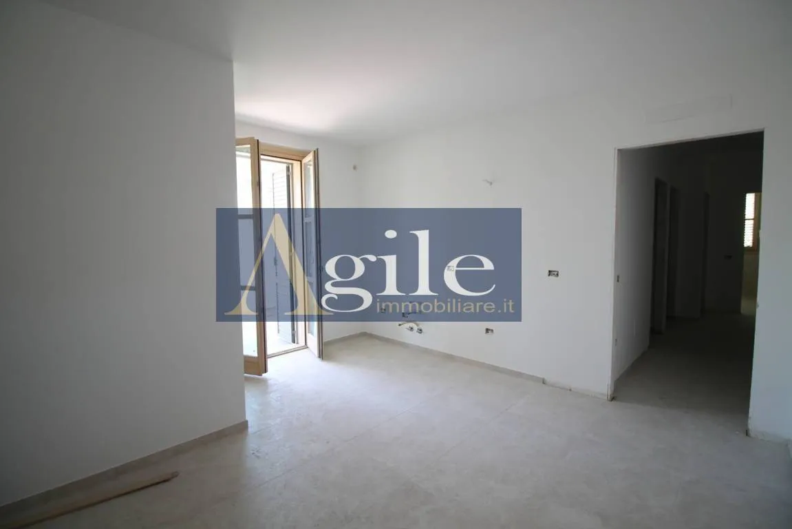 Appartamento in vendita a Martinsicuro, Villa Rosa - foto 2