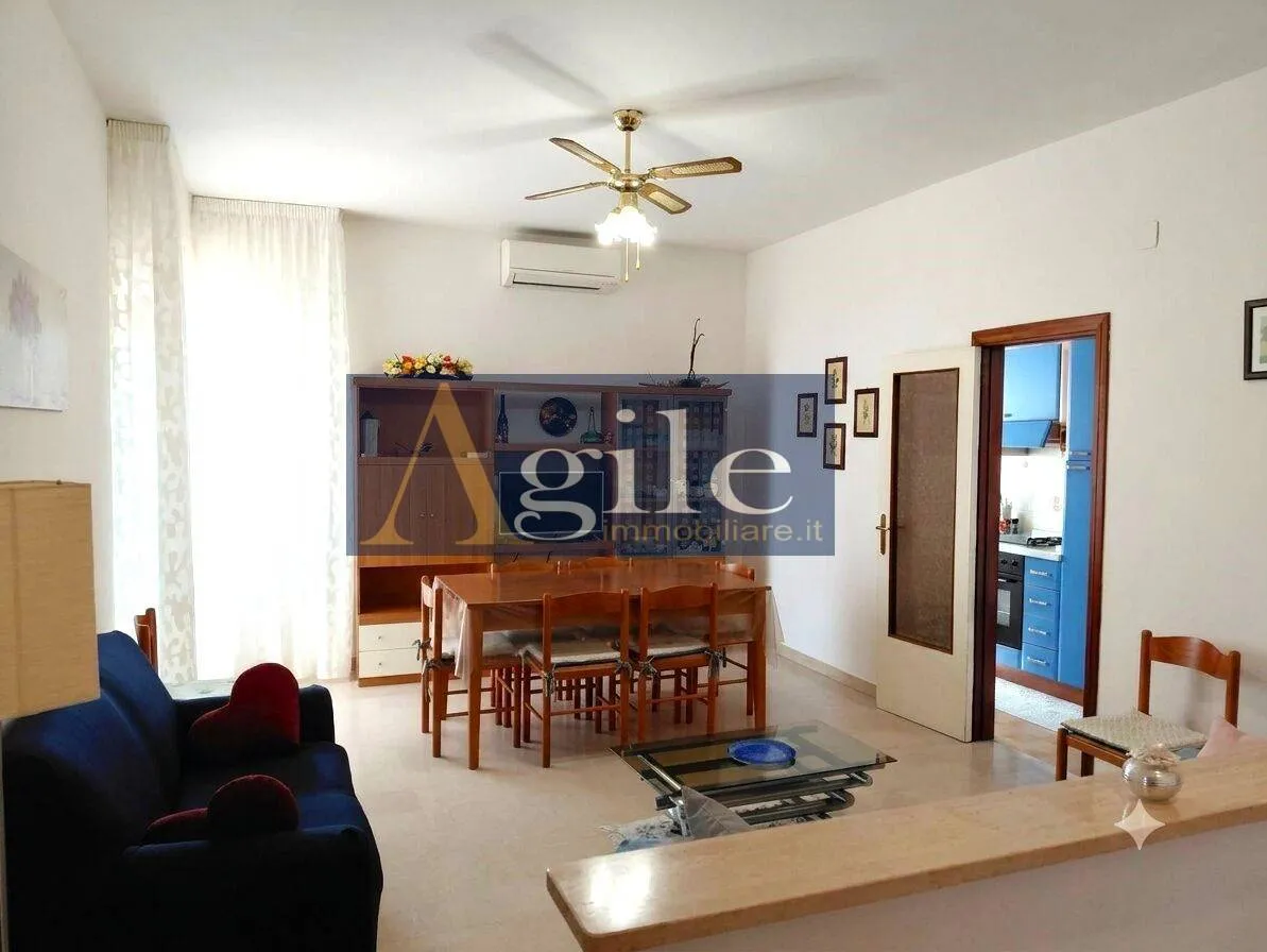 Appartamento in vendita a Alba Adriatica, Zona Mare - foto 1