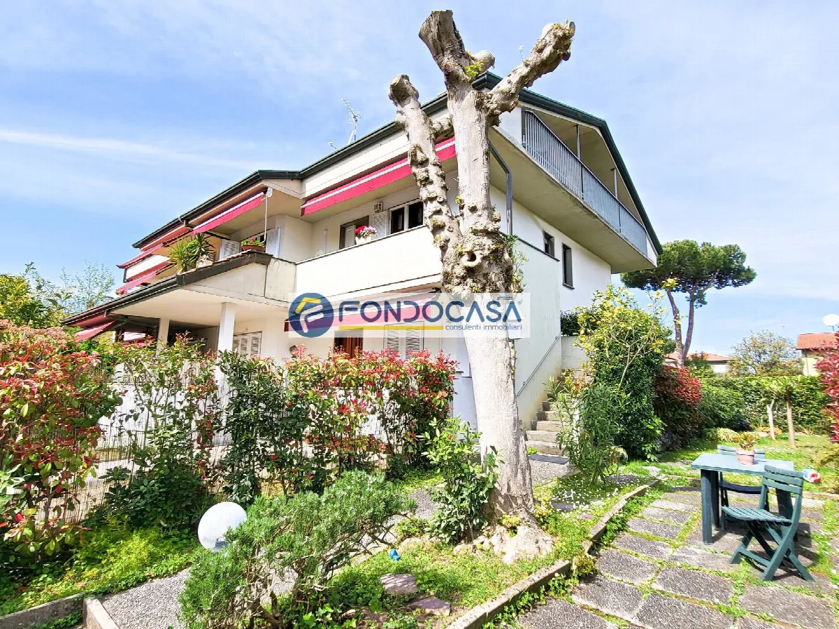 Appartamento in vendita a Camaiore, Lido di Camaiore - foto 1