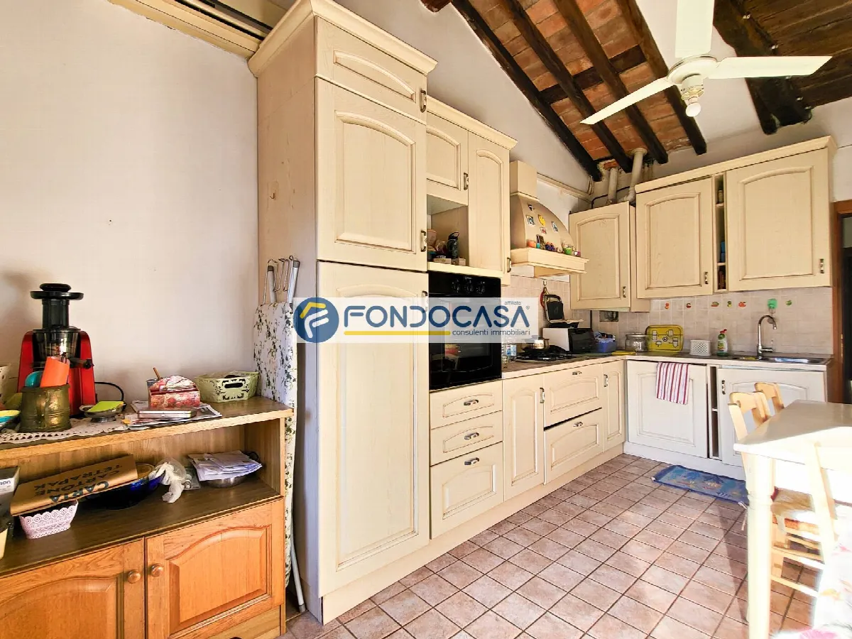 Appartamento in vendita a Pietrasanta, Centro Storico - foto 10