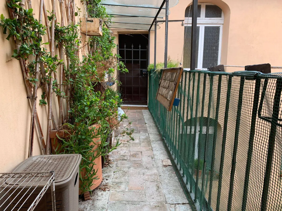 Appartamento in vendita a Pietrasanta, Centro Storico - foto 2