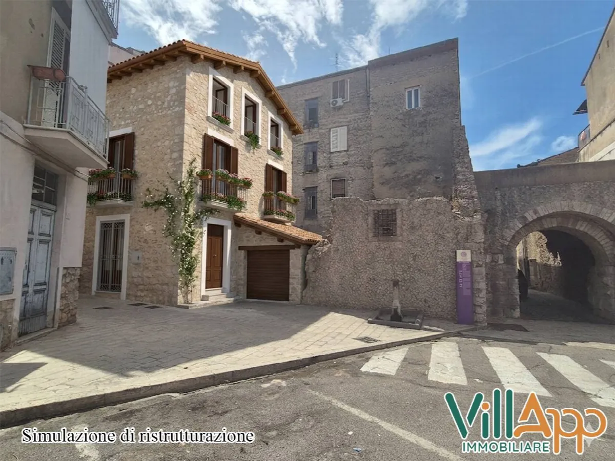 Appartamento in vendita a Fondi, Centro Storico - foto 1