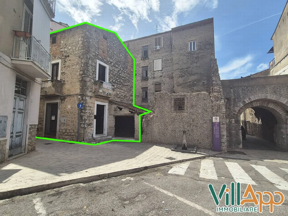 Appartamento in vendita a Fondi, Centro Storico - foto 2