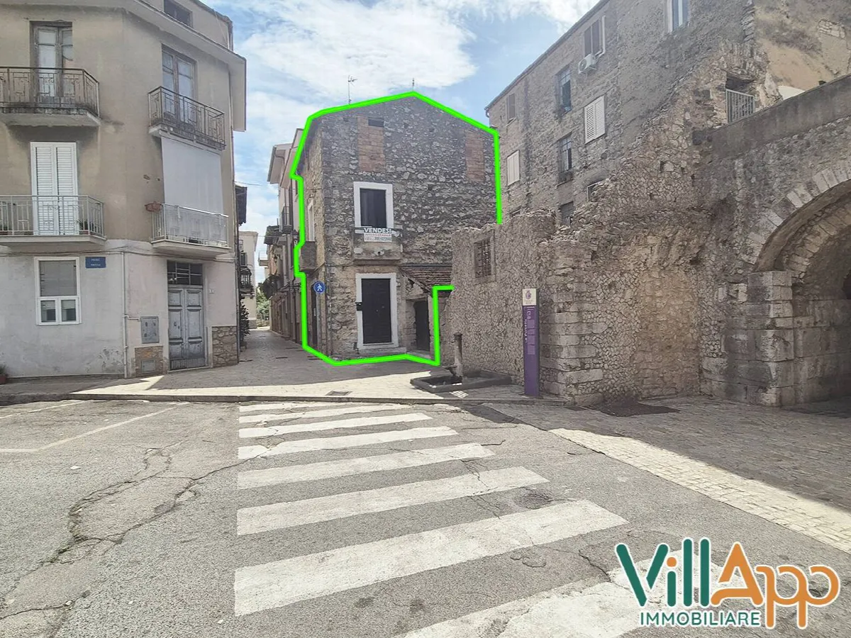 Appartamento in vendita a Fondi, Centro Storico - foto 4