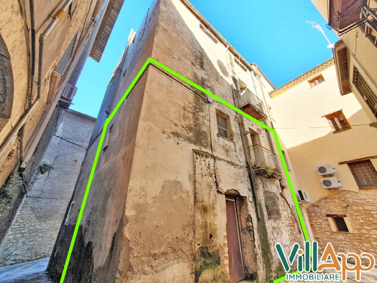 Appartamento in vendita a Fondi, Centro Storico - foto 3