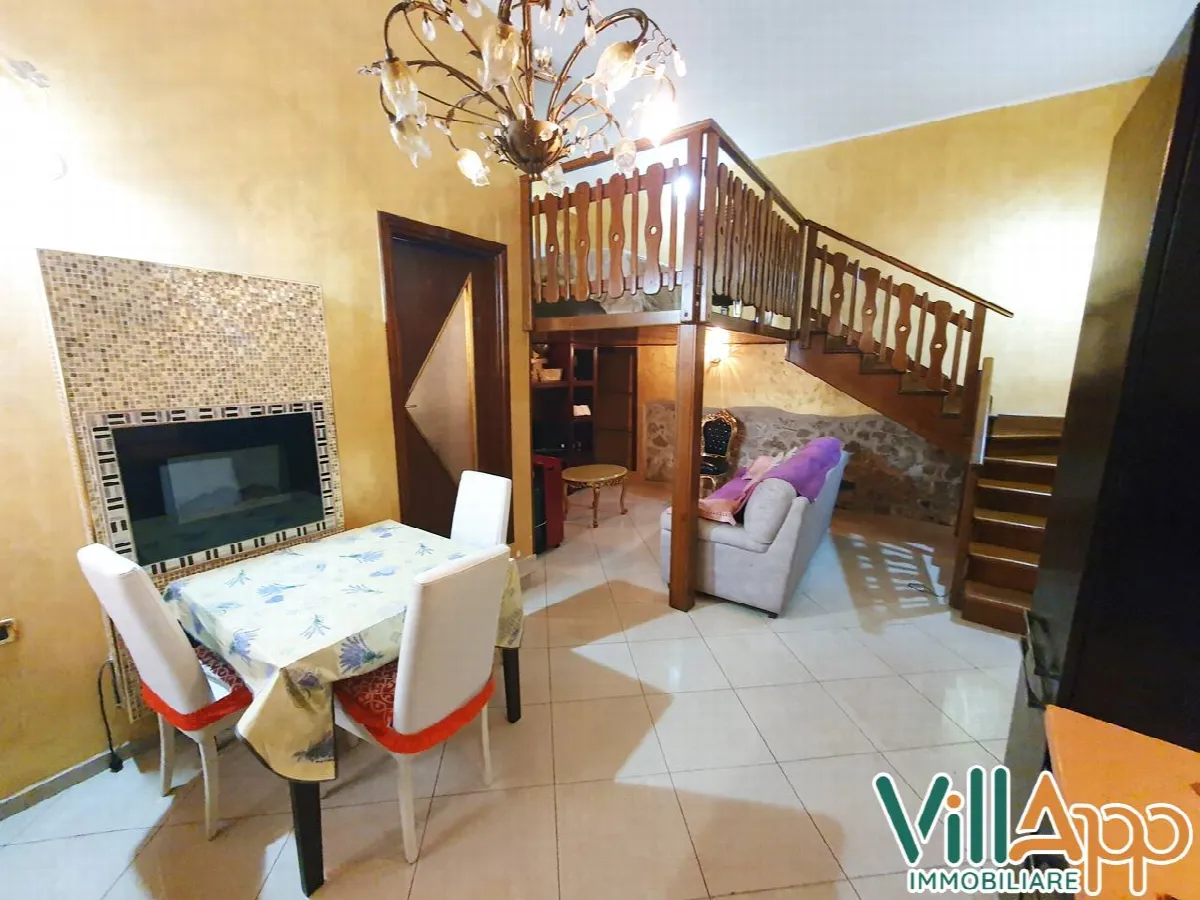 Appartamento in vendita a Fondi, Centro Storico - foto 2