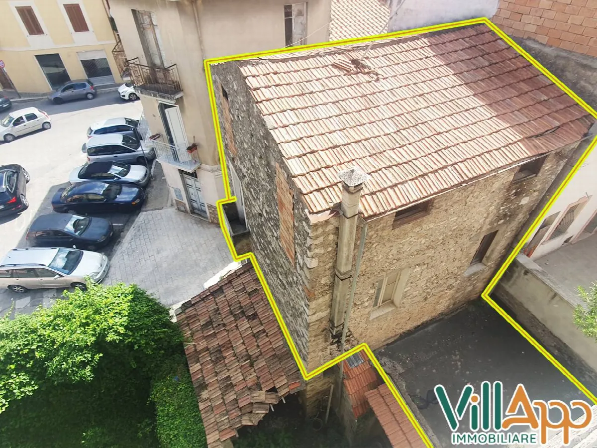Appartamento in vendita a Fondi, Centro (No Centro Storico) - foto 2