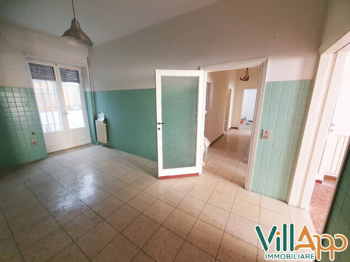 Appartamento in vendita a Fondi, Centro (No Centro Storico) - foto 2