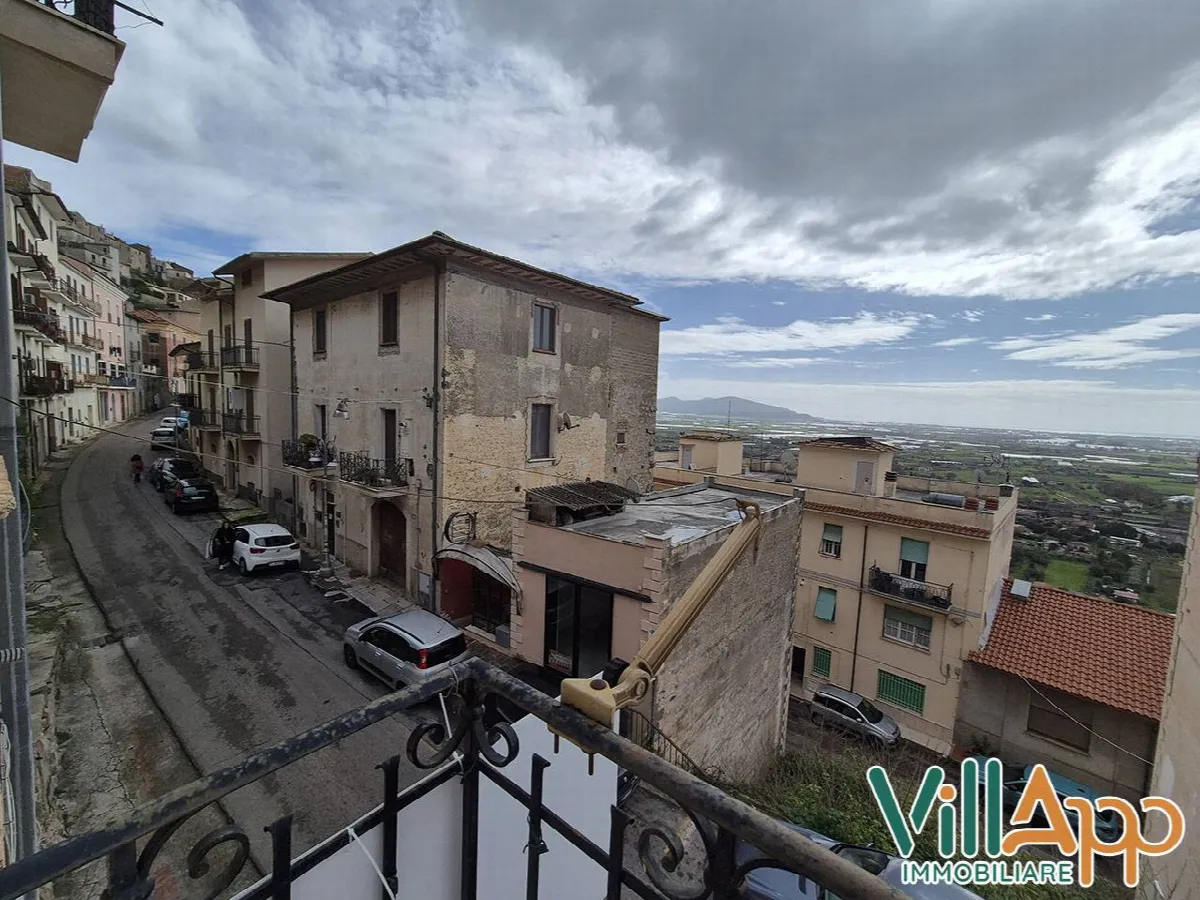 Appartamento in vendita a Monte San Biagio, Centro - foto 2