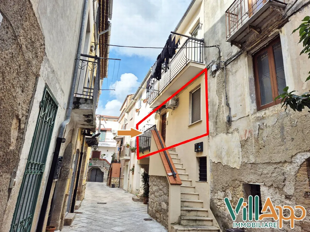Appartamento in vendita a Fondi, Centro Storico - foto 2