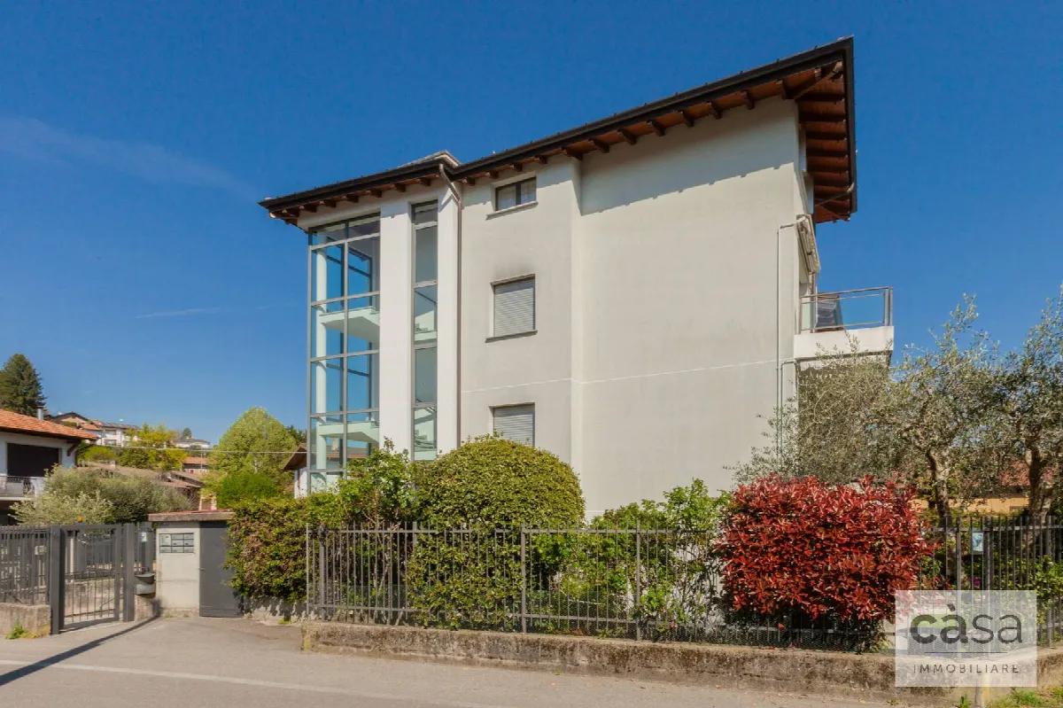 Appartamento in vendita a Varese - foto 2