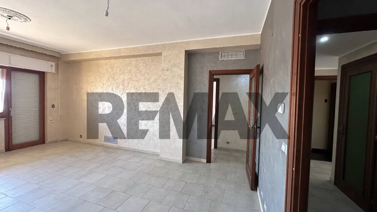 Appartamento in vendita a Aprilia, Centro - foto 3