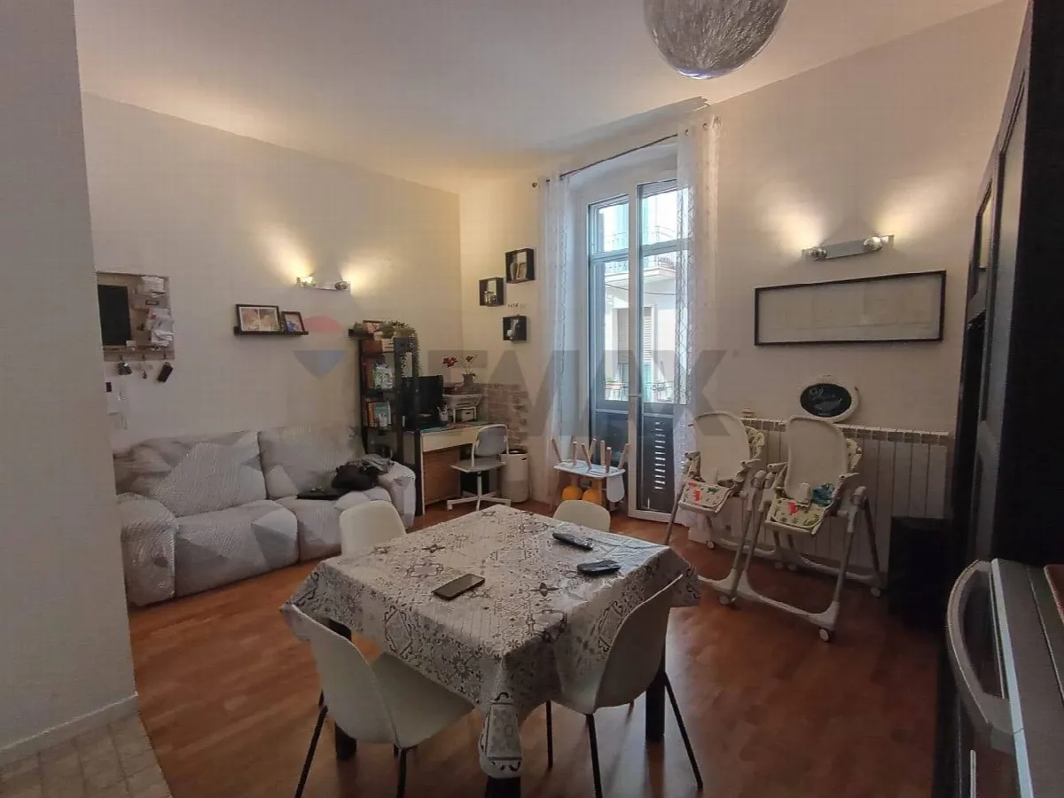 Appartamento in vendita a Brindisi, Zona Centro - foto 2