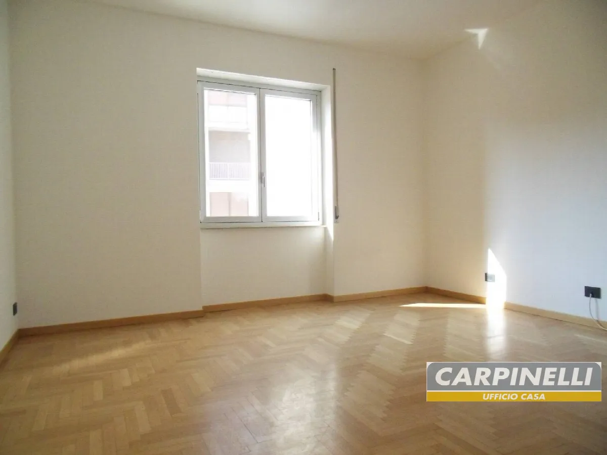 Appartamento in vendita a Monza, Centro storico - foto 10