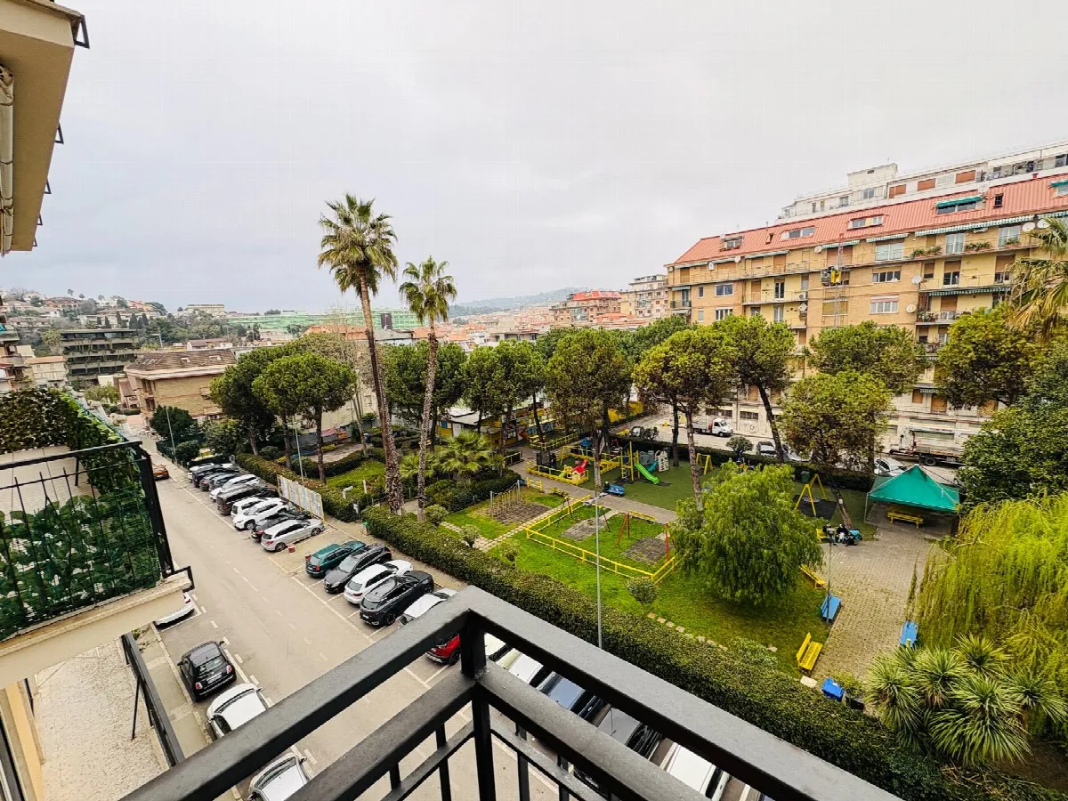 Appartamento in vendita a San Benedetto del Tronto, viale De Gasperi - foto 2