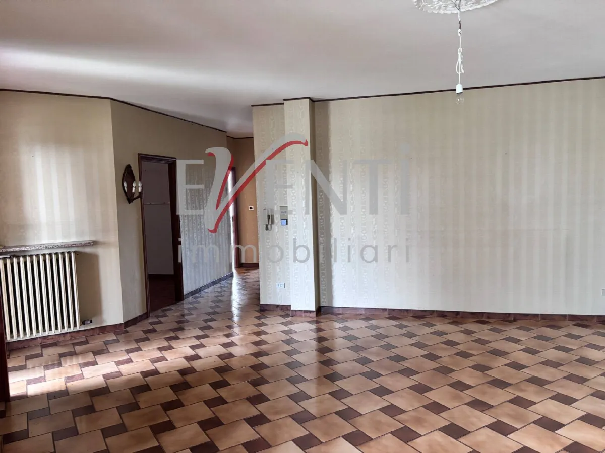 Appartamento in vendita a Cavour - foto 1