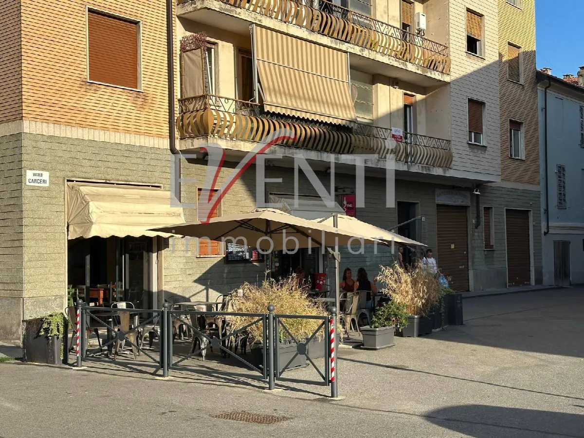Appartamento in vendita a Pinerolo, Centro - foto 1