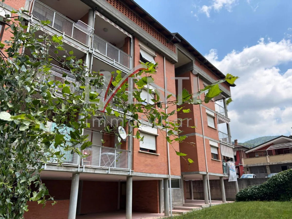 Appartamento in vendita a Villar Perosa, Centrale - foto 1