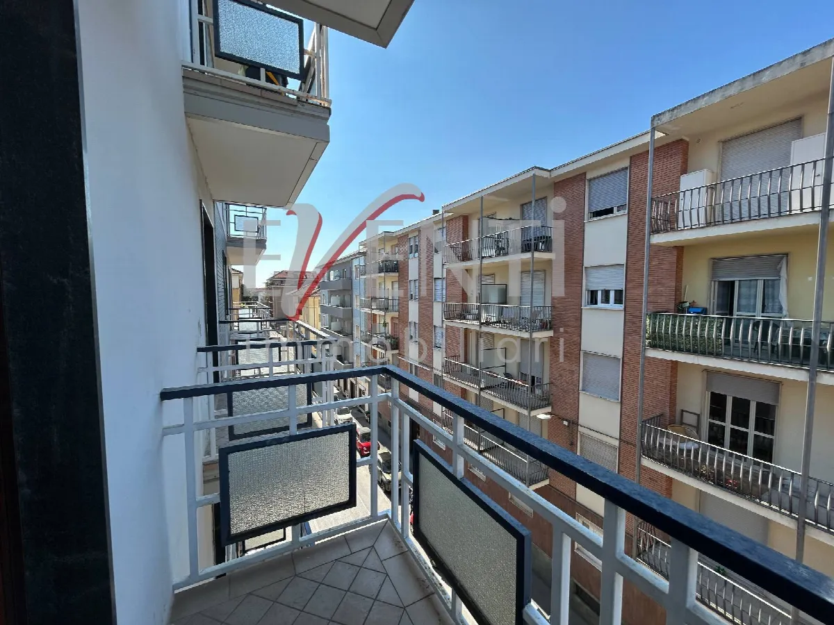 Appartamento in vendita a Pinerolo, Centrale - foto 1