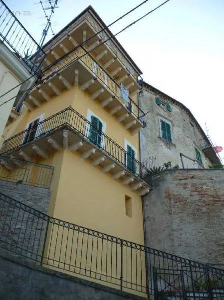 Appartamento in vendita a Monsampolo del Tronto, Centrale / Centro Storico (vecchio Incasato Medievale) - foto 3
