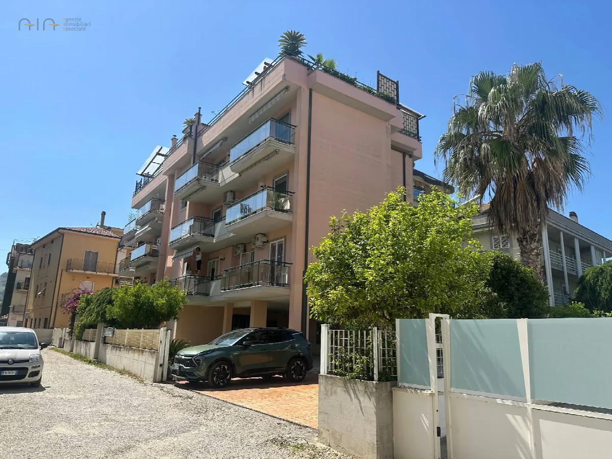 Appartamento in vendita a San Benedetto del Tronto, Centralissima - foto 2
