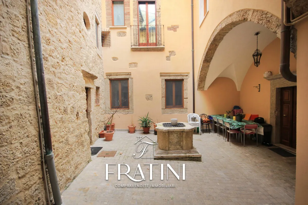 Appartamento Indipendente in vendita a Civitella del Tronto - foto 2