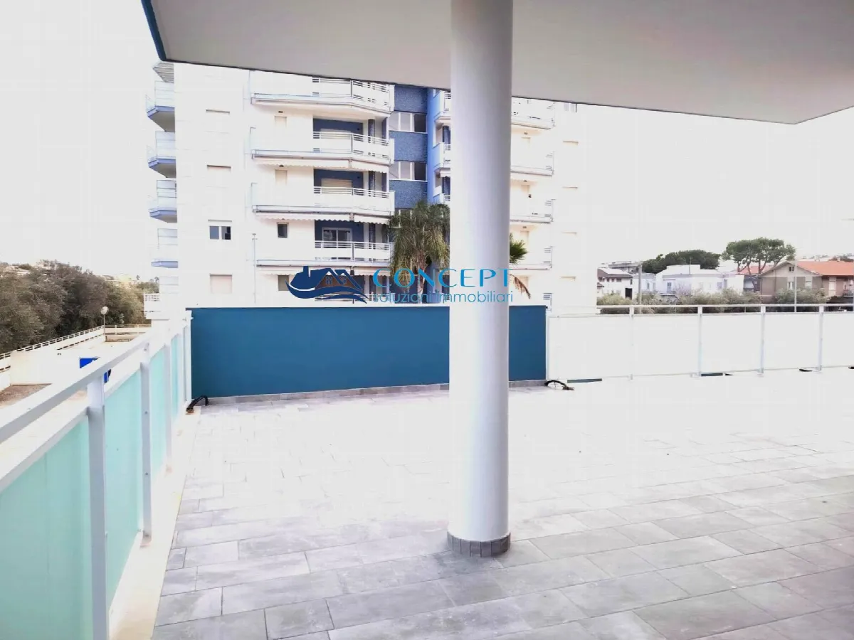 Appartamento in vendita a Alba Adriatica, Zona Mare - foto 10