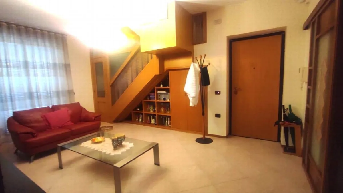 Appartamento in vendita a Caserta, Caserta 2 (Cerasola) - foto 2