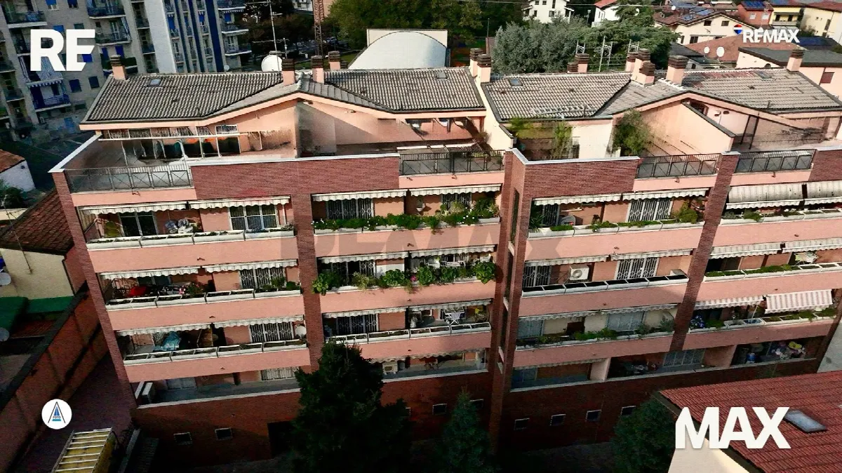 Appartamento in vendita a Cologno Monzese, Zona Cologno Centro - foto 2