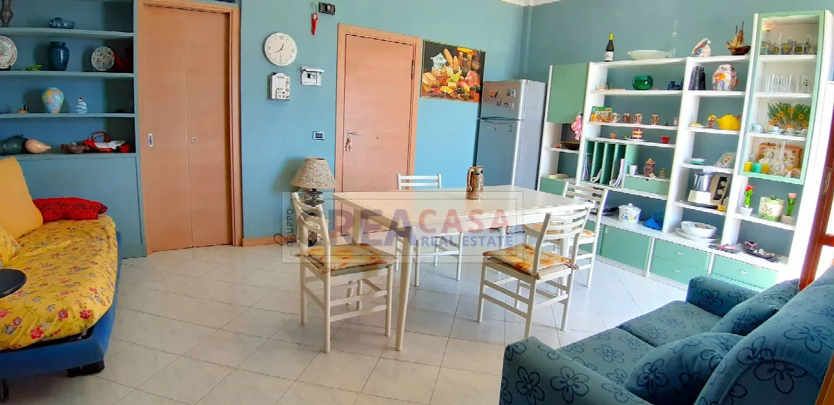 APPARTAMENTO FRONTE MARE in vendita a Giardini-Naxos, Giardini - foto 2
