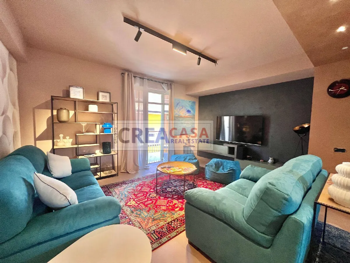 Appartamento con Garage in vendita a Fiumefreddo di Sicilia - foto 4