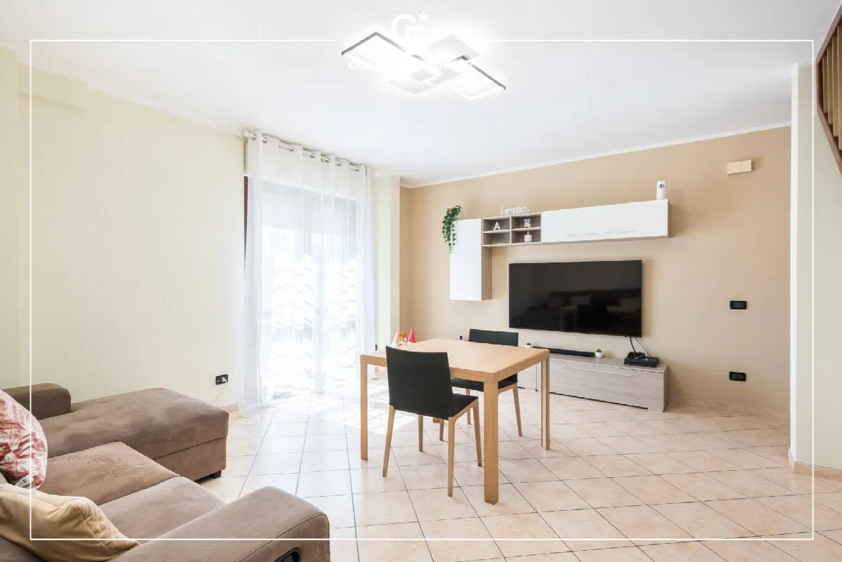 Appartamento in vendita a Ciampino, Via dei Laghi - foto 1