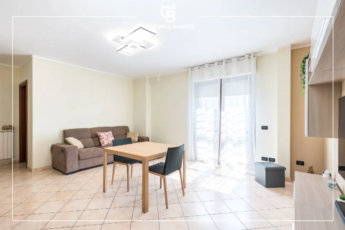 Appartamento in vendita a Ciampino, Via dei Laghi - foto 2