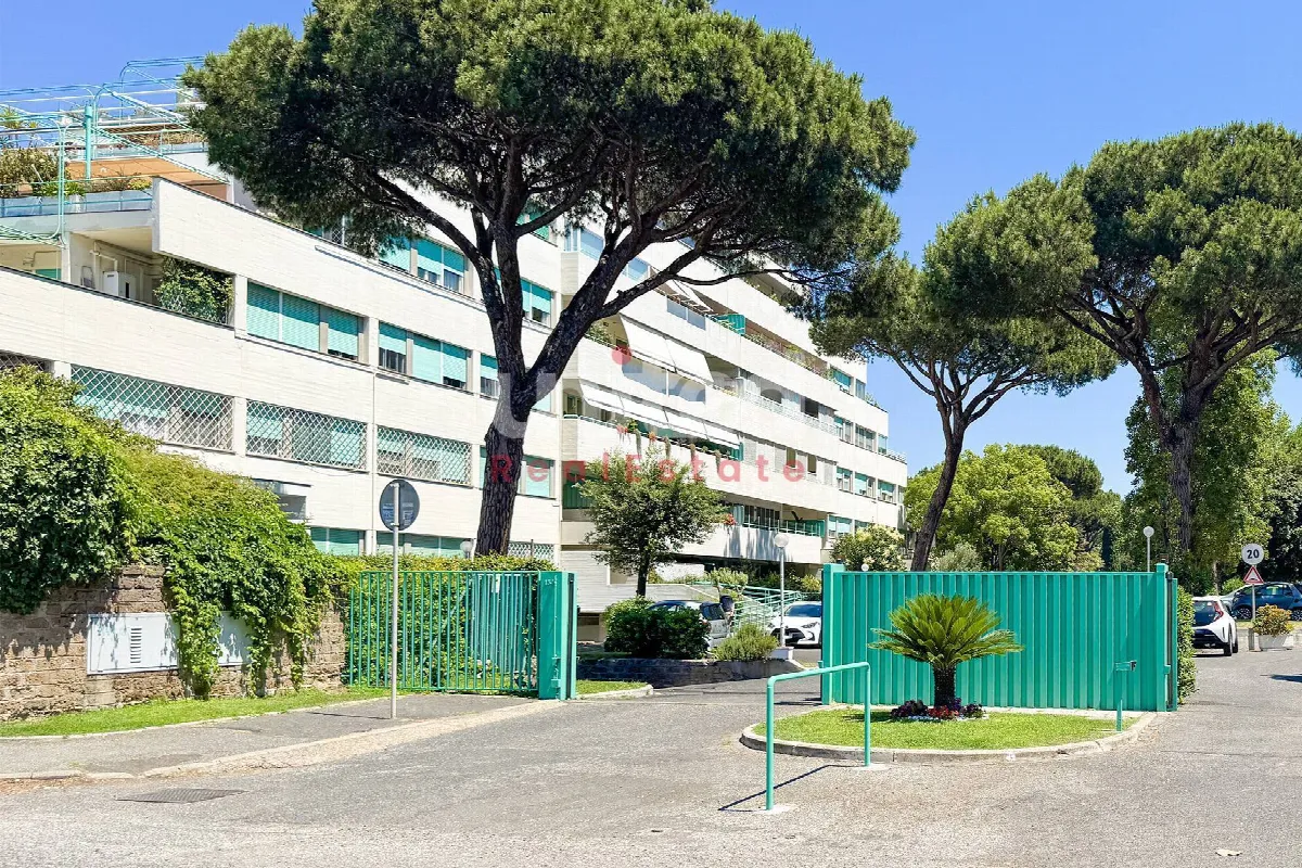 Appartamento in vendita a Roma, Casalpalocco - foto 2