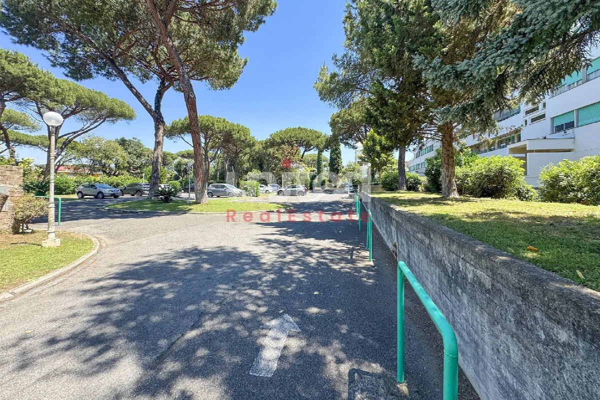 Appartamento in vendita a Roma, Casalpalocco - foto 4