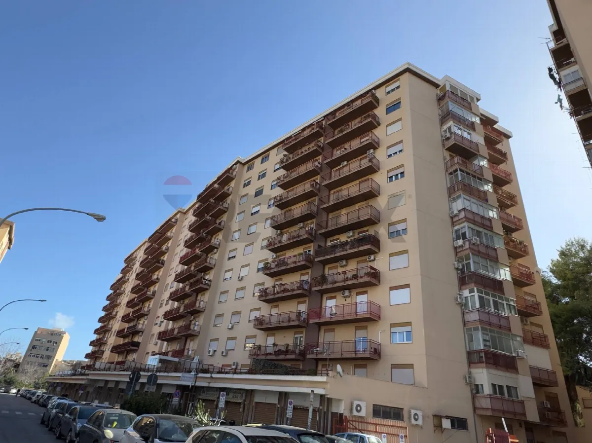 Appartamento in vendita a Palermo, Calatafimi - foto 1
