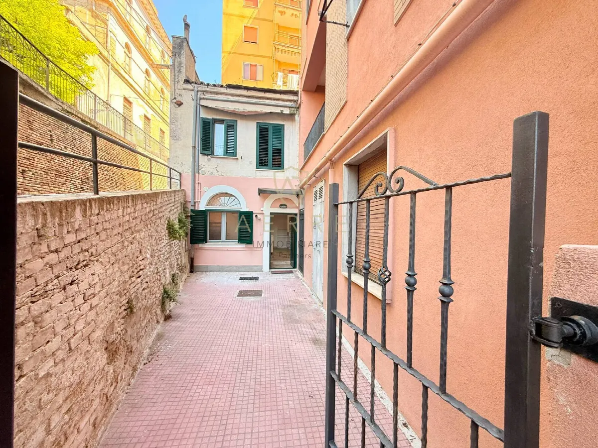Appartamento in vendita a Chieti, Centro storico - foto 2