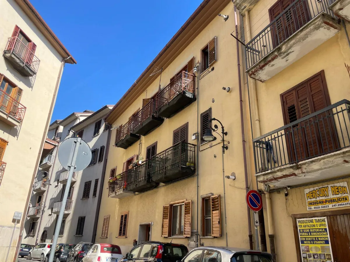 Appartamento in vendita a Avellino, Centro storico - foto 2