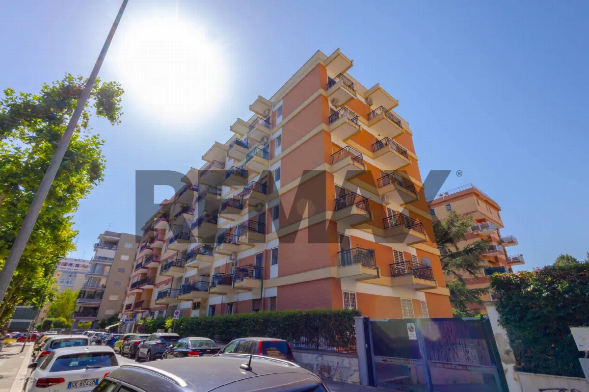 Appartamento in vendita a Bari, Poggiofranco - foto 1