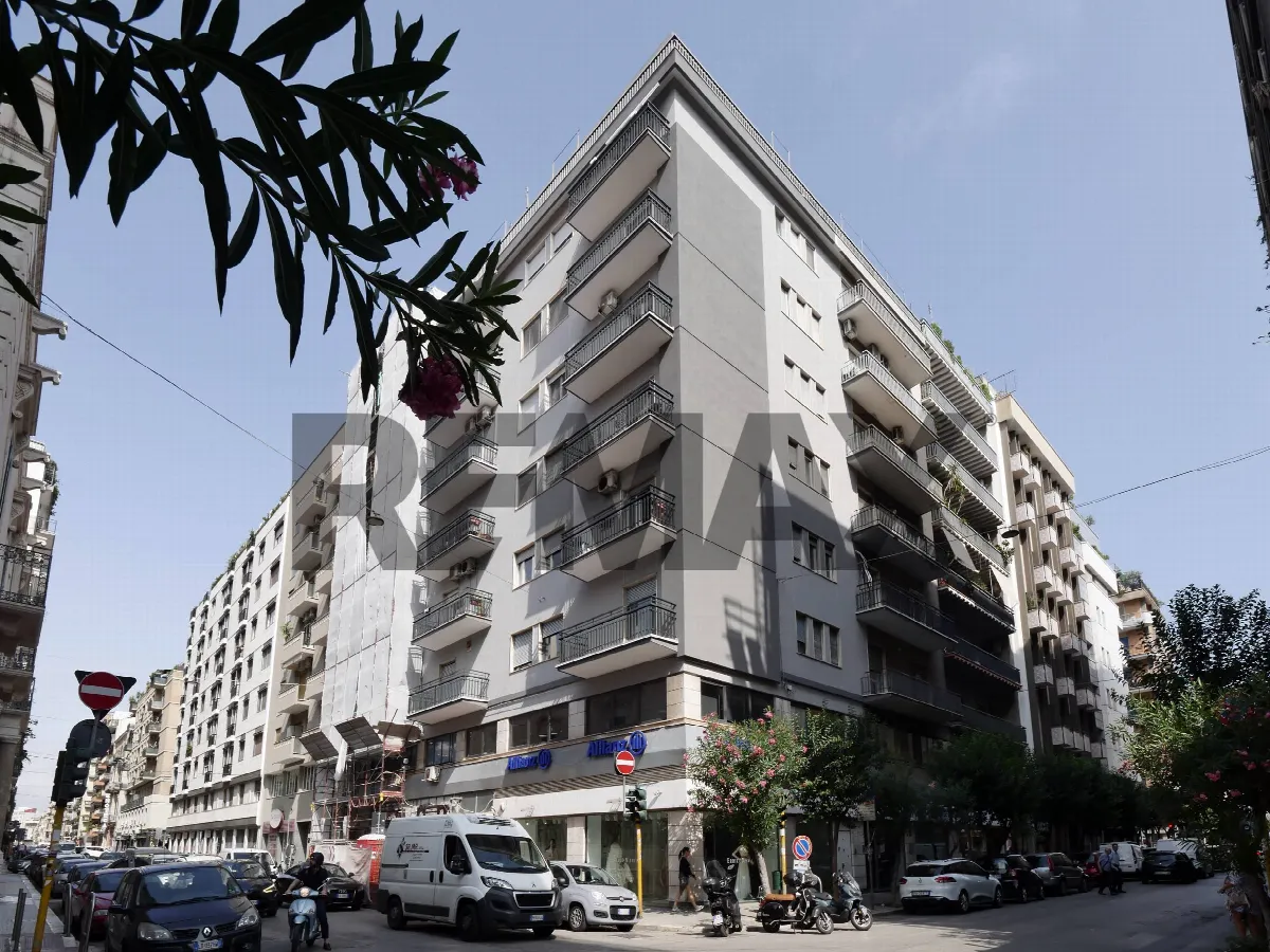 Appartamento in vendita a Bari, Murat - foto 2