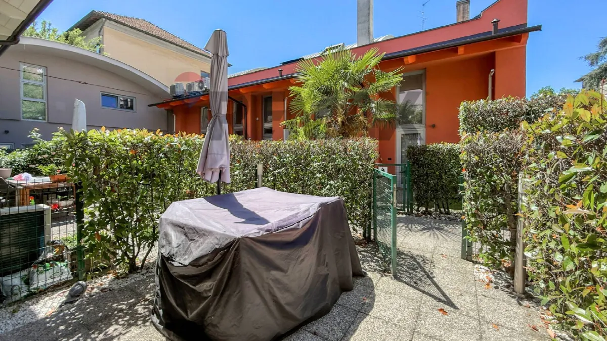 Appartamento in vendita a Milano, Certosa - foto 1