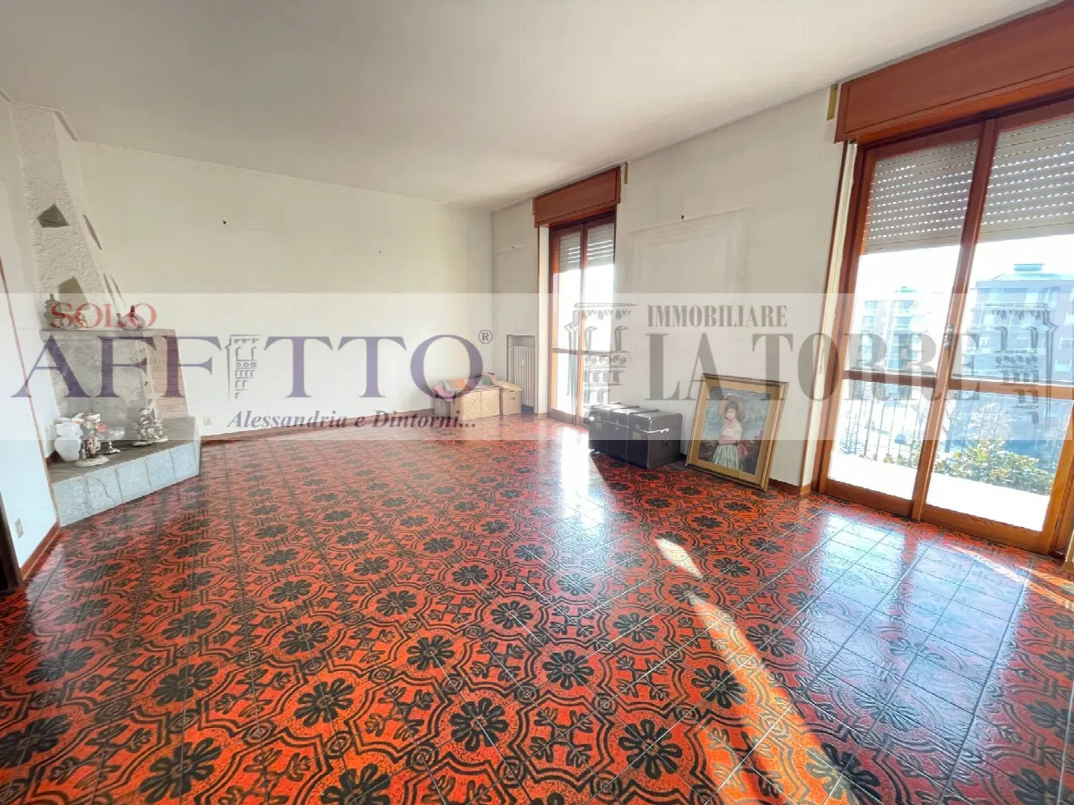 Appartamento in vendita a Alessandria, Europa - foto 2