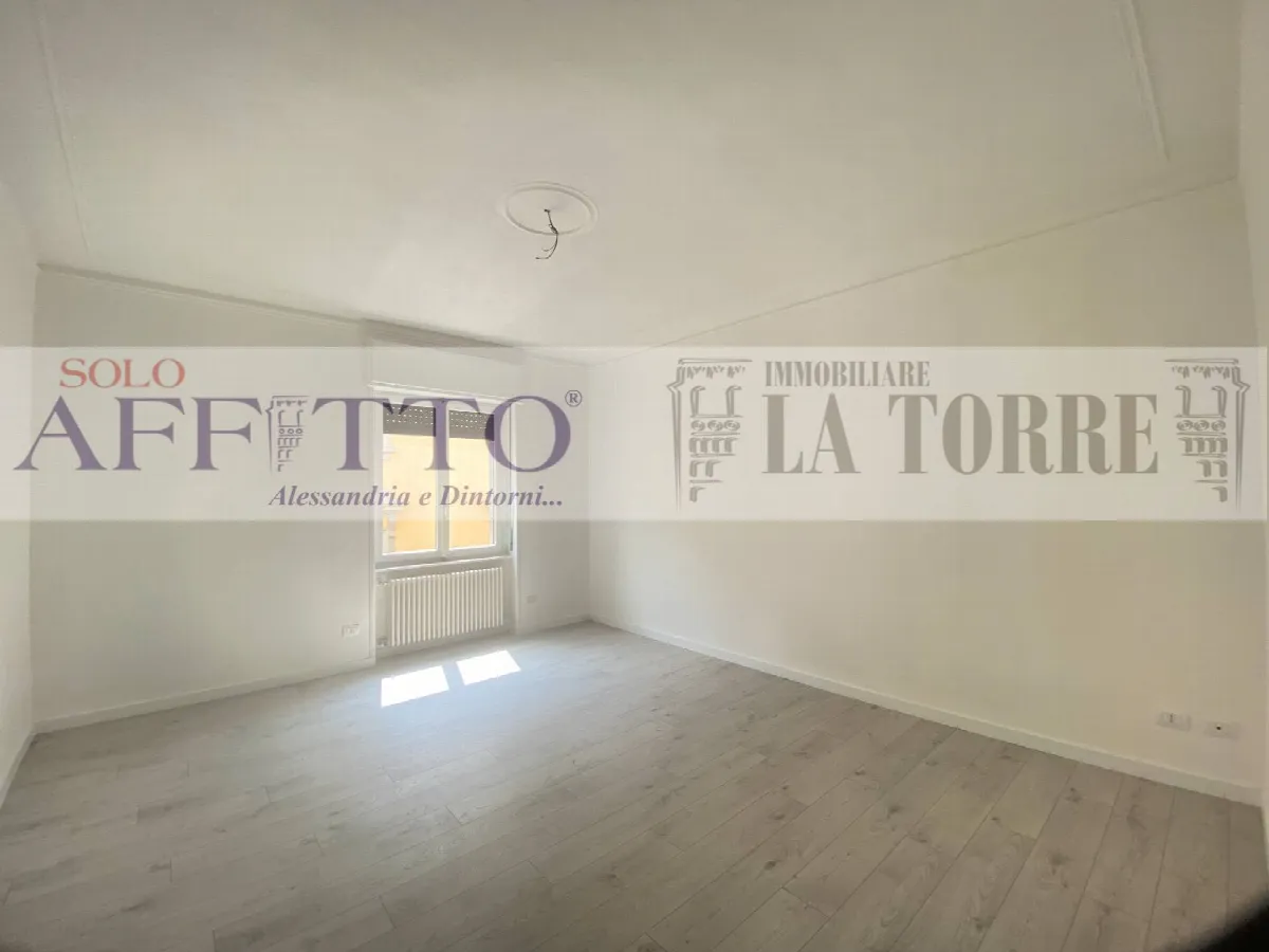 Appartamento in vendita a Alessandria, Centro-P.zza Garibaldi - foto 3