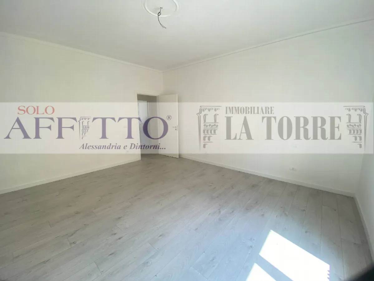 Appartamento in vendita a Alessandria, Centro-P.zza Garibaldi - foto 5