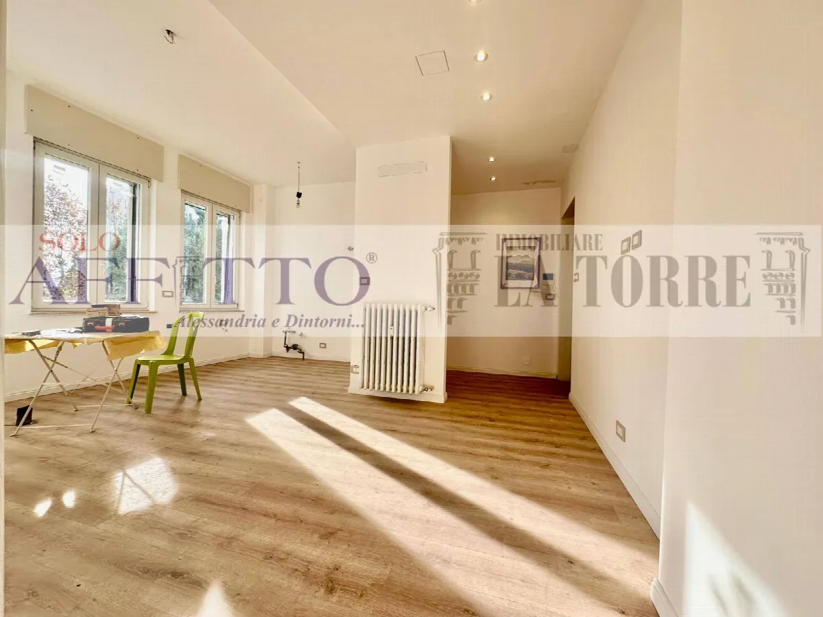 Appartamento in vendita a Alessandria, Centro-P.zza Garibaldi - foto 2