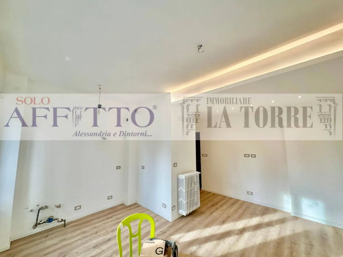 Appartamento in vendita a Alessandria, Centro-P.zza Garibaldi - foto 3